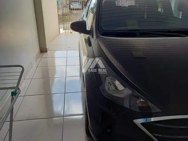 Casa com 312m² 2 quartos e 2 banheiros, à venda, no bairro Industrial em Guarapuava