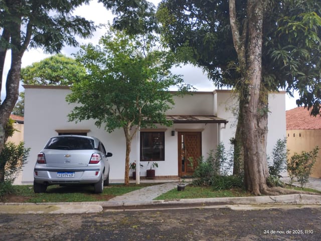 Casa com 620m² 3 quartos e 4 banheiros, à venda ou para alugar, no bairro Parque Santo Afonso em Vargem Grande Paulista