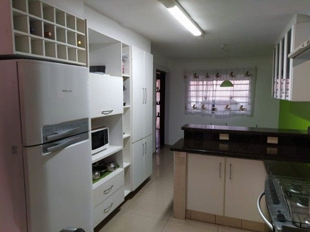 Foto do Casa - Casa à venda- Bairro: Santa Mônica, 03 dorm. (01 suíte) , churrasqueira e Piscina - Prox. ao Londrina Norte Shopping -Londrina, PR | Guepardo Imob