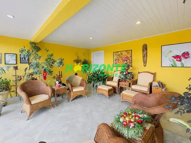 Casa com 240m² 3 quartos e 3 banheiros, à venda, no bairro Urbanova em São José dos Campos