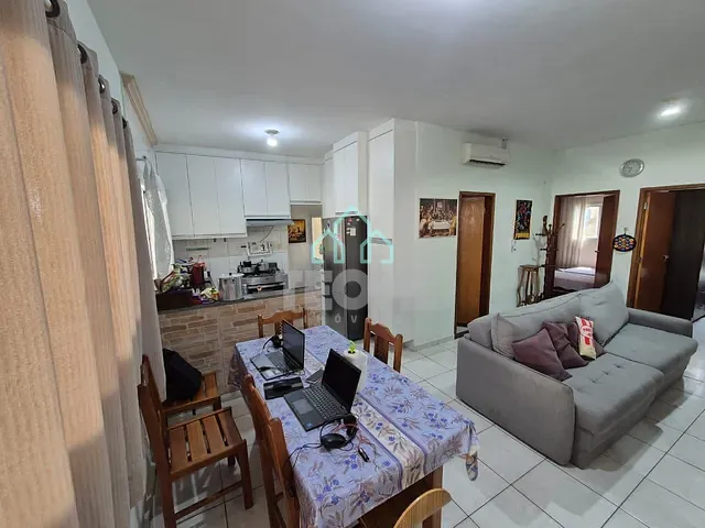Casa 2 quartos e 2 banheiros, à venda, no bairro Granjas Panorama em Taubaté