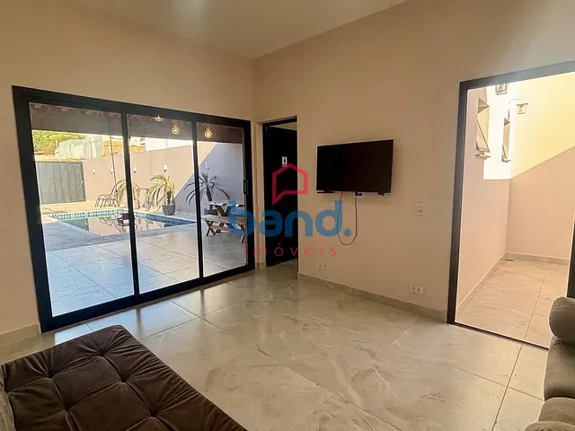 Casa 1 quarto e 2 banheiros, à venda, no bairro Loteamento Residencial Terras do Porto em Porto Feliz