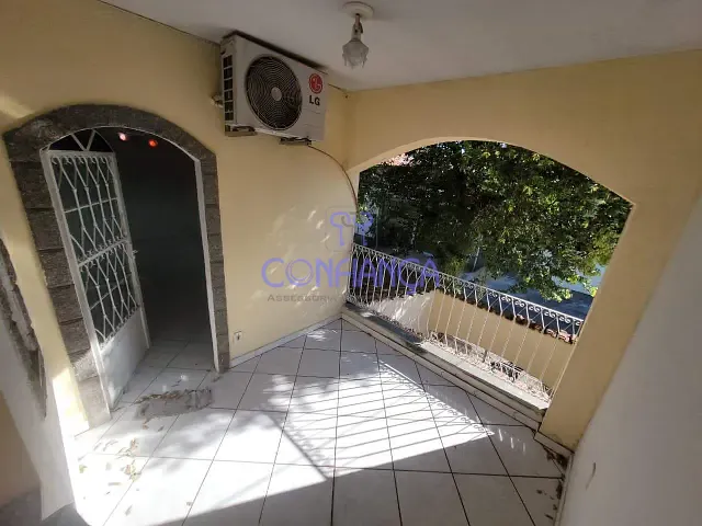 Casa 3 quartos e 2 banheiros, para alugar, no bairro Campo Grande em Rio de Janeiro