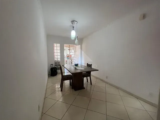 Casa com 150m² 3 quartos e 1 banheiro, à venda, no bairro Vila Bocaina em Mauá