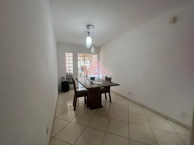 Casa com 150m² 3 quartos e 1 banheiro, à venda, no bairro Vila Bocaina em Mauá