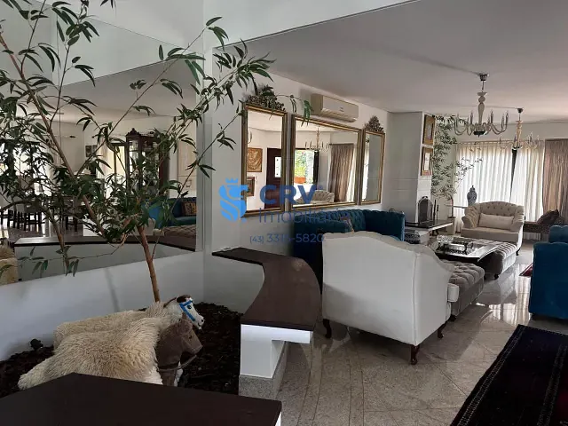 Casa com 420m² 3 quartos e 4 banheiros, à venda ou para alugar, no bairro Terras de Santana II em Londrina