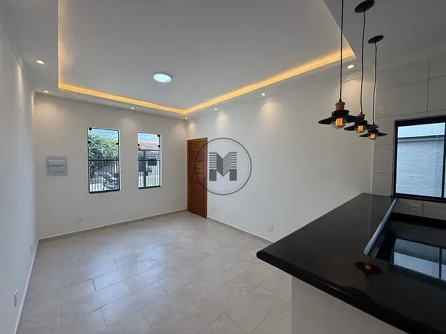 Casa 2 quartos e 2 banheiros, à venda, no bairro Estiva  em Taubaté