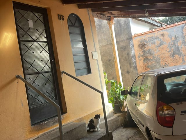 Casa com 275m² 4 quartos e 1 banheiro, à venda, no bairro Vila São Benedito em Pindamonhangaba