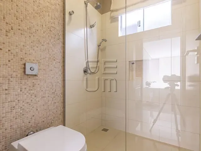 Casa com 300m² 3 quartos e 4 banheiros, à venda, no bairro Esperança em Londrina