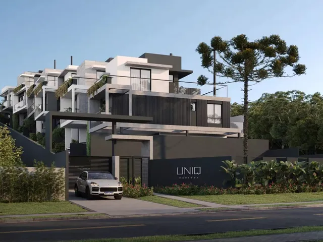 Casa à venda, no bairro Santa Felicidade em Curitiba