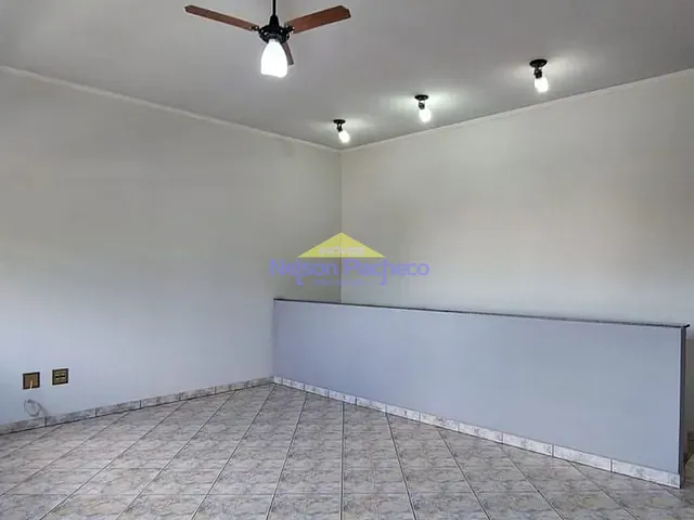Casa com 147m², para alugar, no bairro Centro em Capivari