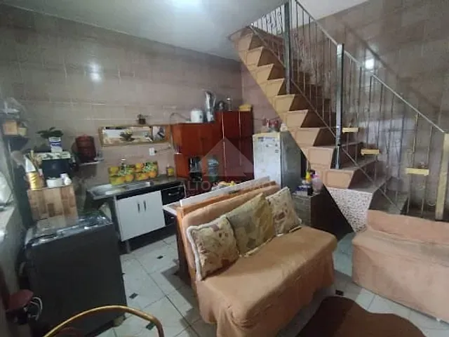 Casa com 280m² 3 quartos e 3 banheiros, à venda, no bairro Jardim Rosina em Mauá