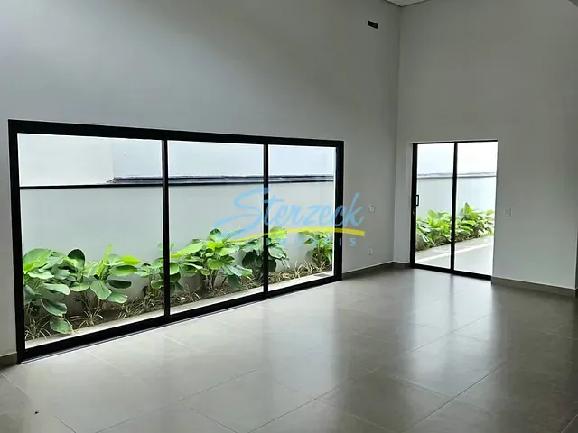 Casa com 451m² 3 quartos e 3 banheiros, para alugar, no bairro Villaggio Capríccio em Louveira