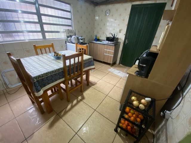 Casa com 130m² 2 quartos e 1 banheiro, à venda, no bairro Fragata em Pelotas