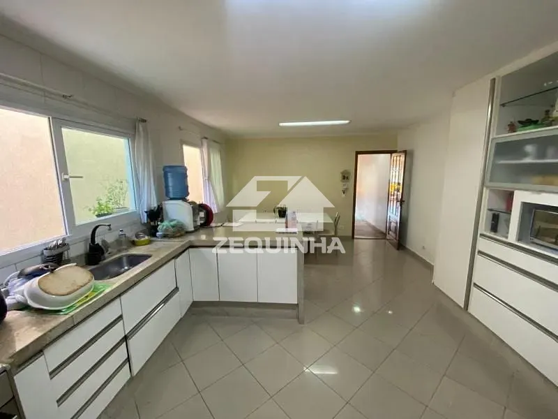 Casa, 3 quartos, 230 m² - Foto 20