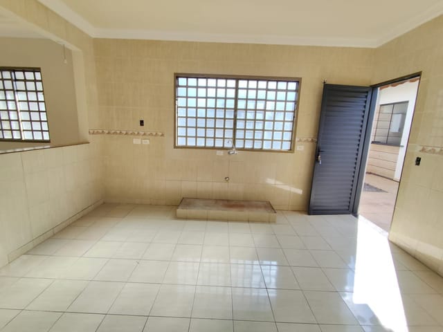 Foto do Casa - Casa para locação, Jardim Santa Helena, Maringá, PR | Villeman Imóveis