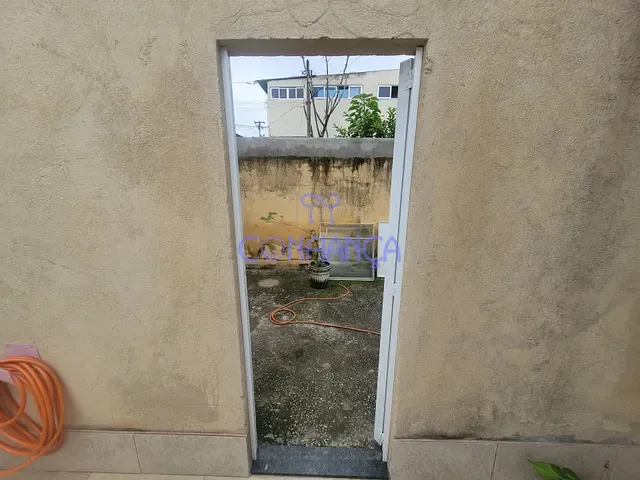 Casa 2 quartos e 2 banheiros, à venda, no bairro Guaratiba em Rio de Janeiro