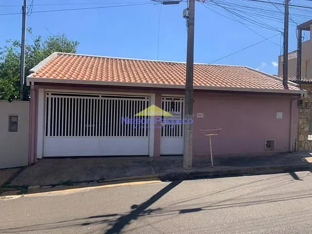Casa 3 quartos e 2 banheiros, à venda, no bairro Centro em Rafard