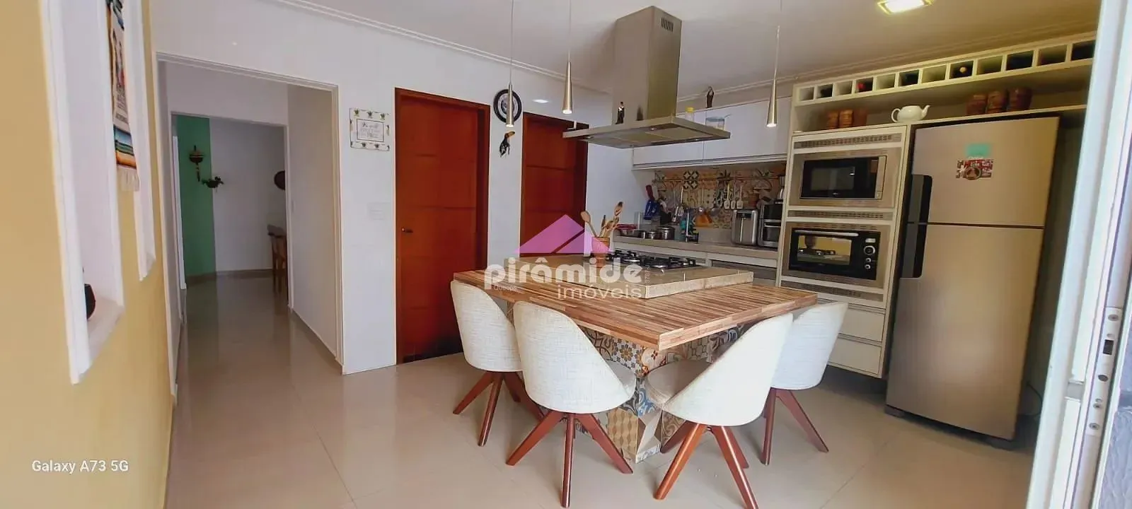Casa, 3 quartos, 264 m² - Foto 41