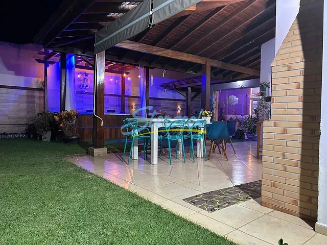 Casa 3 quartos e 3 banheiros, à venda, no bairro Pinheirinho em Vinhedo