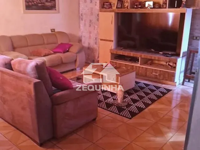 Casa com 125m² 3 quartos e 3 banheiros, à venda, no bairro Veloso em Osasco