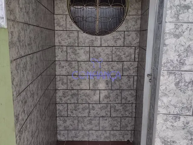 Casa 2 quartos e 1 banheiro, para alugar, no bairro Campo Grande em Rio de Janeiro