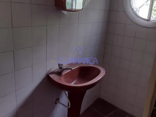 Casa 2 quartos e 1 banheiro, para alugar, no bairro Campo Grande em Rio de Janeiro