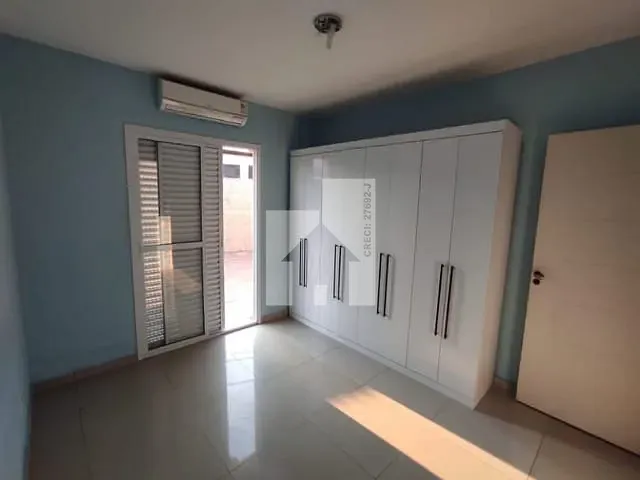 Casa à venda, no bairro Vila Liberdade em Jundiaí