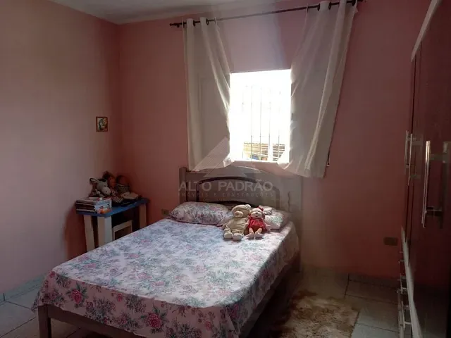 Casa com 204m² 2 quartos e 2 banheiros, à venda, no bairro Jardim Itapark Velho em Mauá