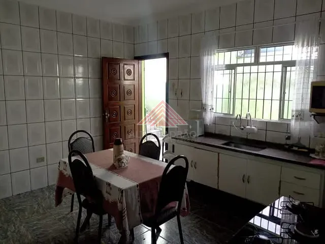 Casa com 204m² 2 quartos e 2 banheiros, à venda, no bairro Jardim Itapark Velho em Mauá