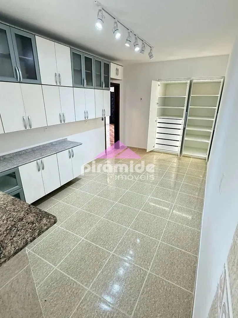 Casa, 6 quartos, 199 m² - Foto 26