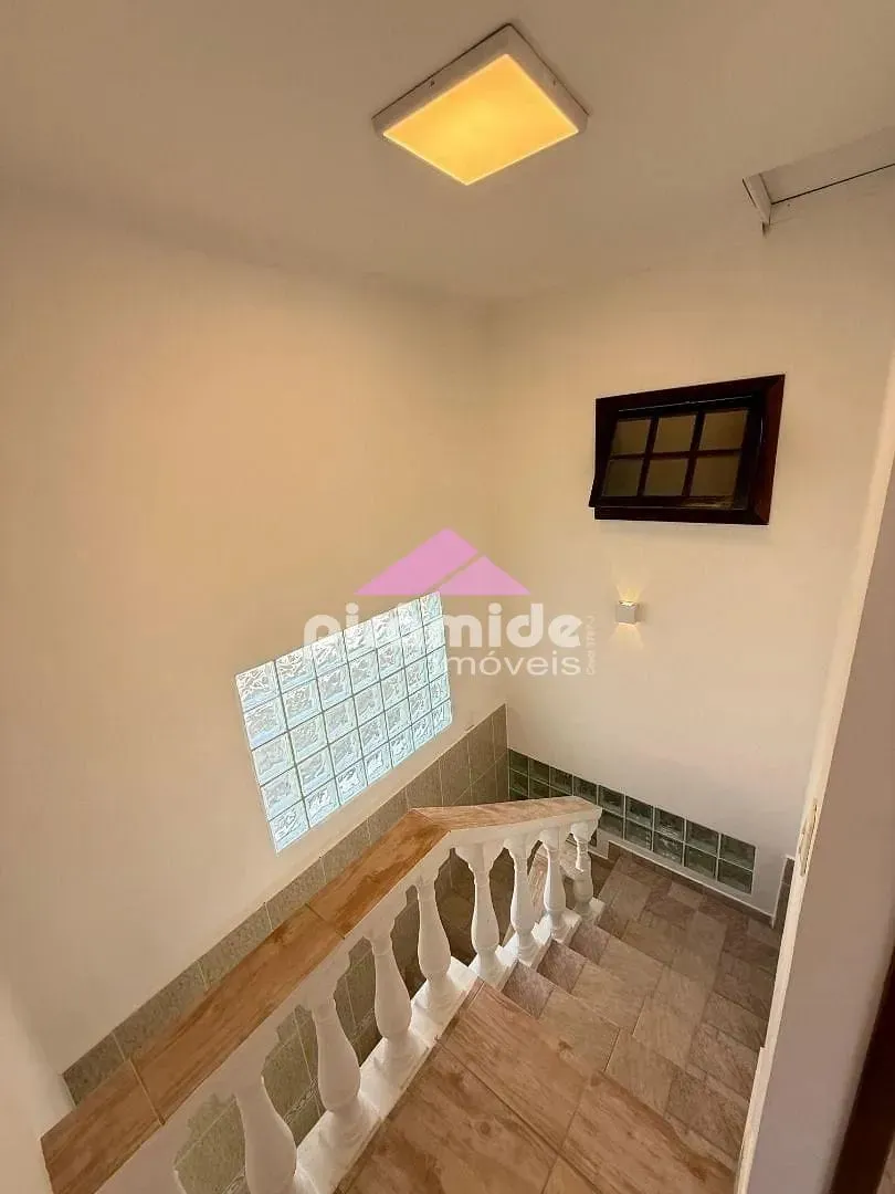 Casa, 6 quartos, 199 m² - Foto 10