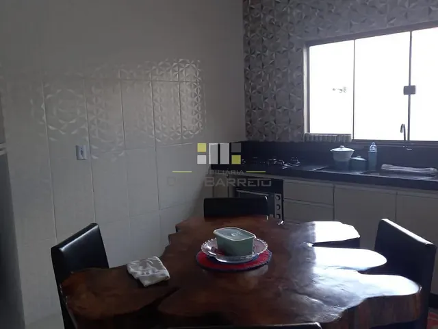 Casa com 250m² 2 quartos e 1 banheiro, à venda, no bairro Parque Residencial Florença em Sumaré