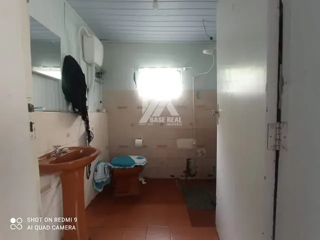 Casa com 360m² 4 quartos e 2 banheiros, à venda, no bairro Primavera em Guarapuava