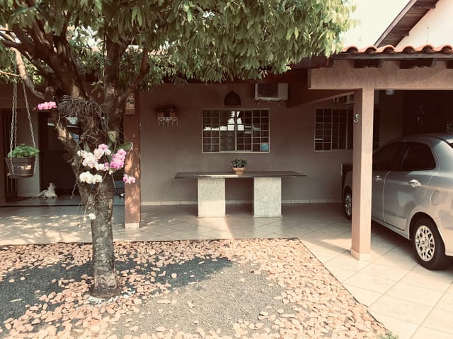 Foto do Casa - Casa à venda, térrea 2 quartos, Sala e cozinha integrada, amplo espaço na frente para possíveis modificações, Jardim do Café, Cambé, PR | Guepardo Imob
