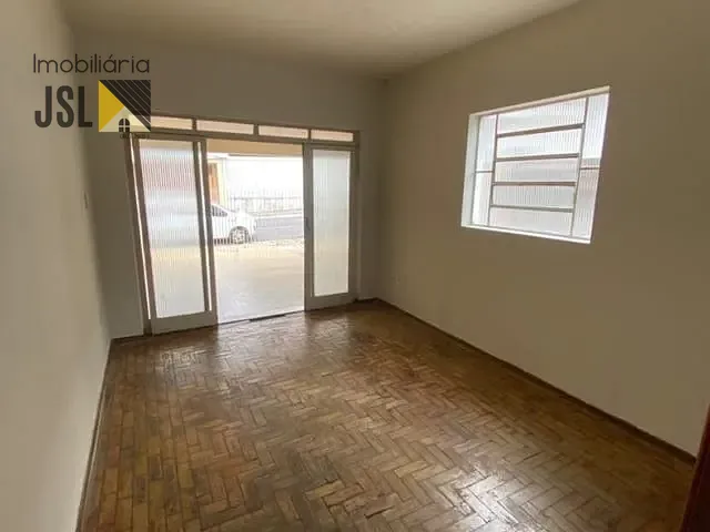 Casa com 150m² 2 quartos e 1 banheiro, para alugar, no bairro Vila Antônio Augusto Luiz em Caçapava