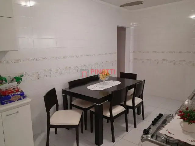 Casa 3 quartos e 2 banheiros, à venda, no bairro Jardim Hollywood em São Bernardo do Campo