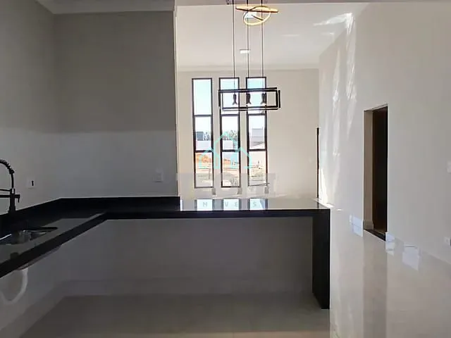 Casa com 250m² 3 quartos e 2 banheiros, à venda, no bairro Loteamento Residencial Pérola do Vale em Tremembé