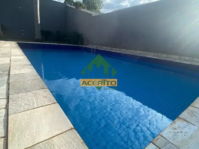 Casa com 660m² 3 quartos e 3 banheiros, à venda, no bairro Ipanema em Araçatuba