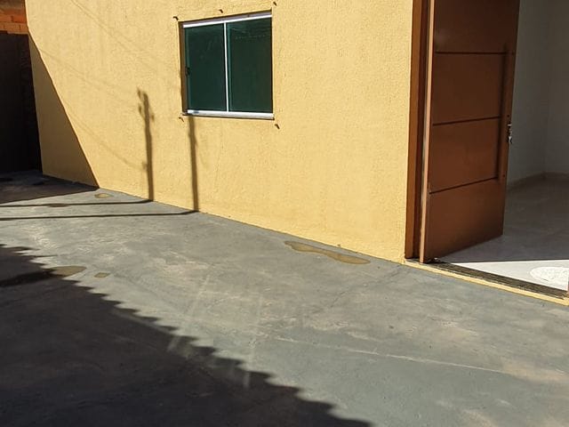 Casa com 300m² 3 quartos e 2 banheiros, à venda, no bairro Residencial São Leopoldo Complemento em Goiânia