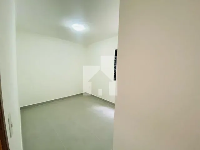 Casa com 150m² 3 quartos e 2 banheiros, à venda, no bairro Residencial Santa Giovana em Jundiaí