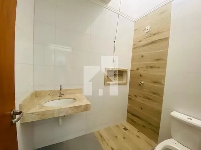 Casa com 150m² 3 quartos e 2 banheiros, à venda, no bairro Residencial Santa Giovana em Jundiaí
