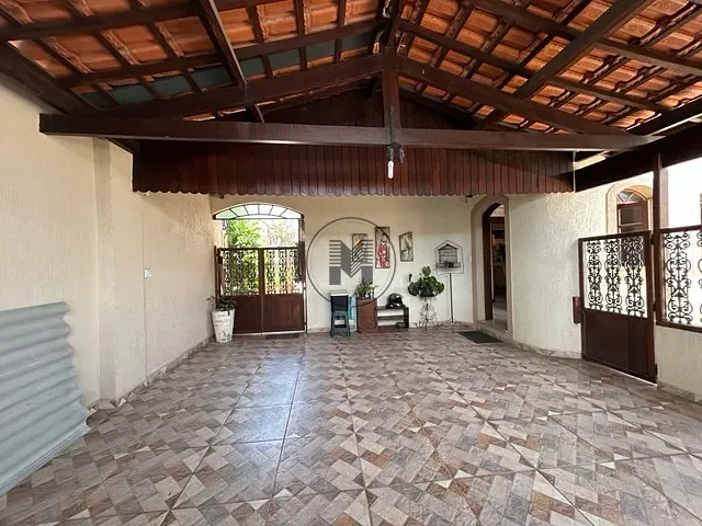 Casa 4 quartos e 3 banheiros, à venda, no bairro Jardim Independência em Taubaté