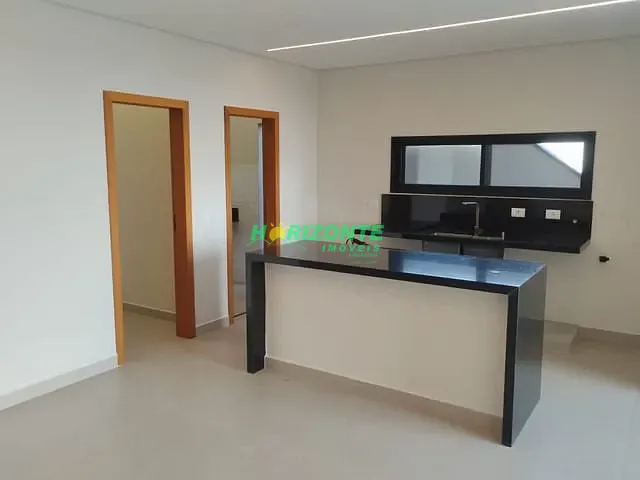 Casa com 169m² 3 quartos e 4 banheiros, à venda, no bairro Recanto dos Eucaliptos em São José dos Campos