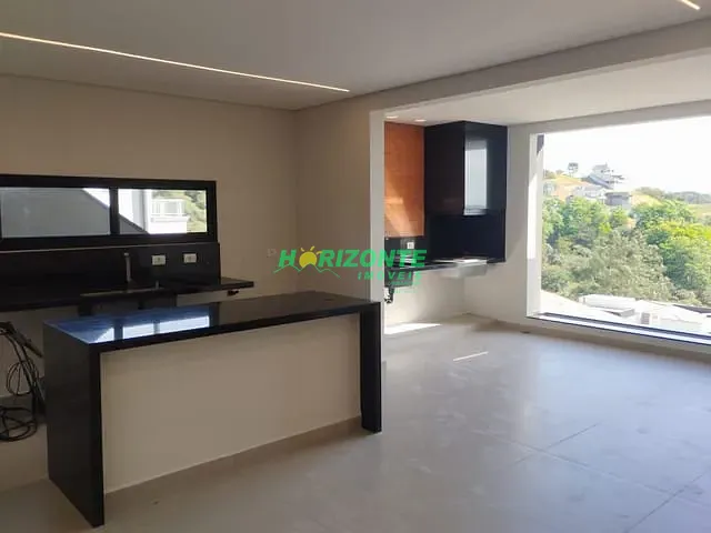 Casa com 169m² 3 quartos e 4 banheiros, à venda, no bairro Recanto dos Eucaliptos em São José dos Campos