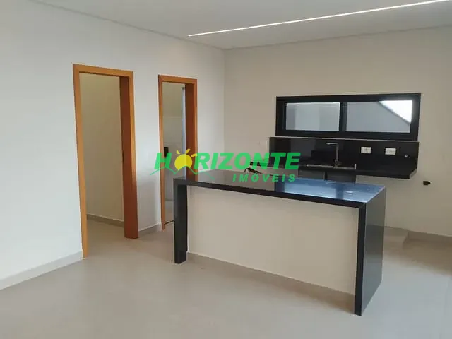 Casa com 169m² 3 quartos e 4 banheiros, à venda, no bairro Recanto dos Eucaliptos em São José dos Campos