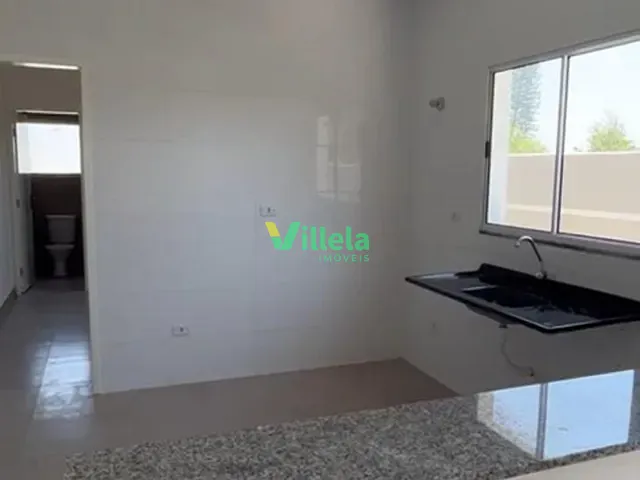 Casa 2 quartos e 1 banheiro, à venda, no bairro Chácara Holiday em Itaquaquecetuba