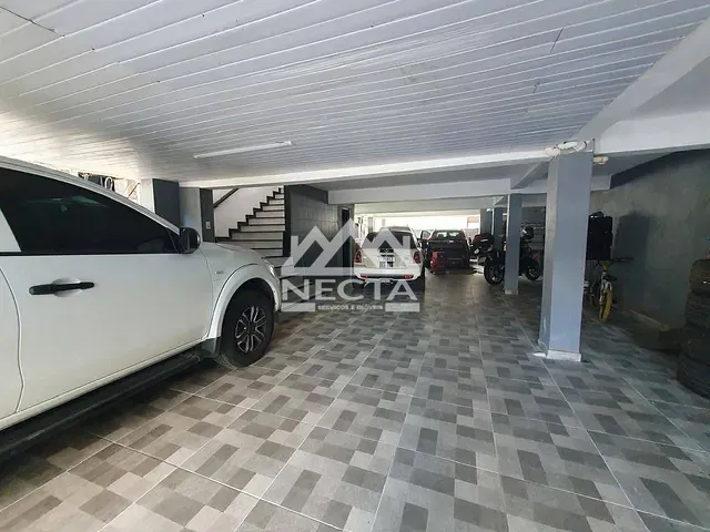 Casa com 400m² 7 quartos e 7 banheiros, à venda, no bairro Indaiá em Caraguatatuba