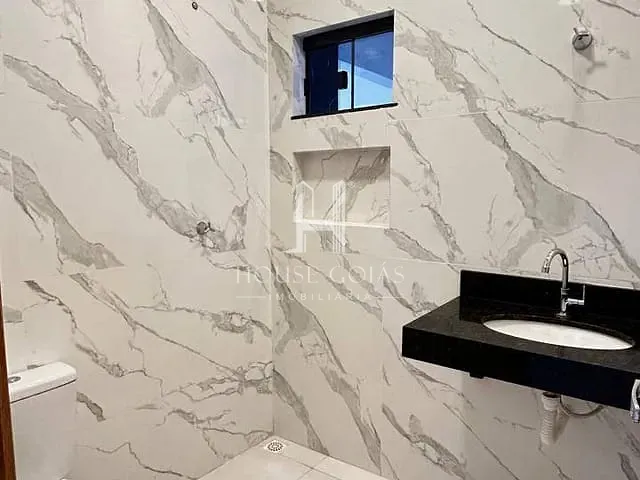 Casa com 135m² 3 quartos e 1 banheiro, à venda, no bairro Residencial Alice Barbosa em Goiânia