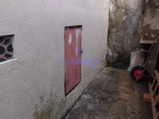 Casa 2 quartos e 1 banheiro, à venda, no bairro Santíssimo em Rio de Janeiro